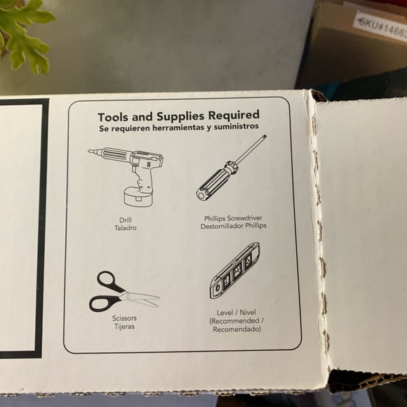 Galvanized Steel wall mount Mailbox - Picture 4 of 6